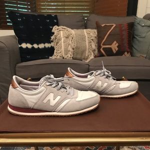 Women's New Balance 420 sneakers, size 7.5